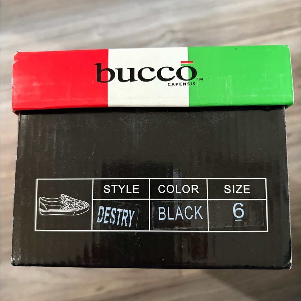 Bucco Black Loafers